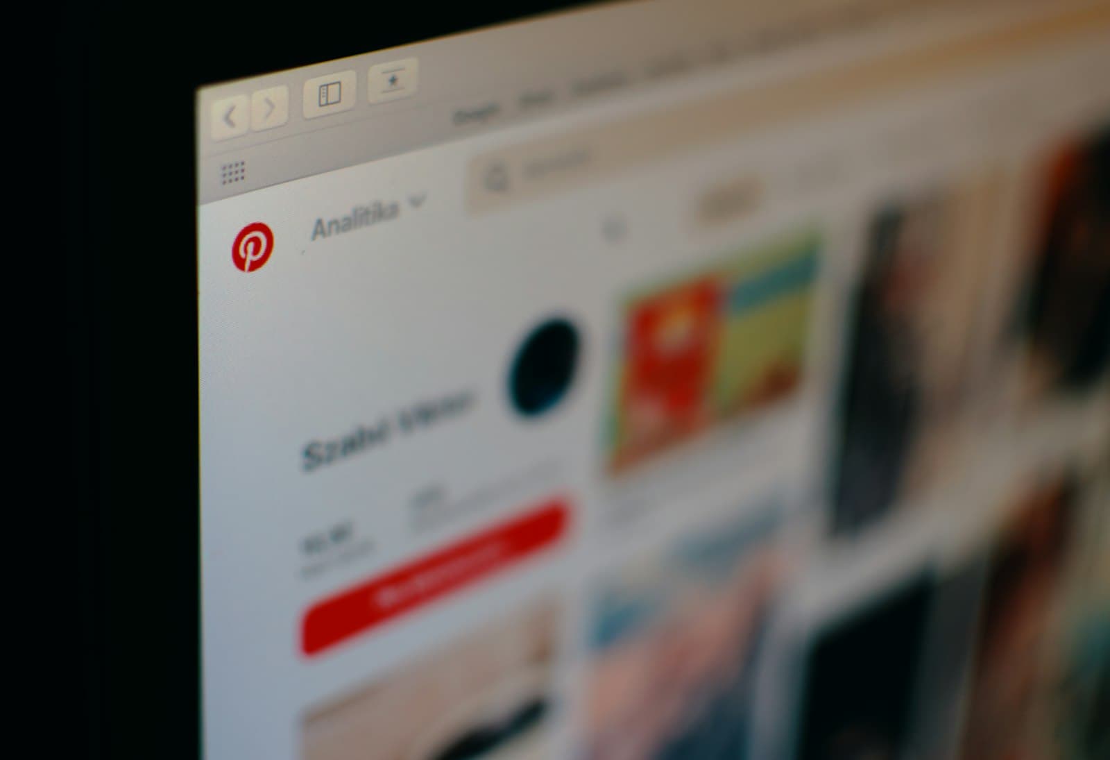 Pinterest Ads vs Organic Pins: Which Should You Invest In First?